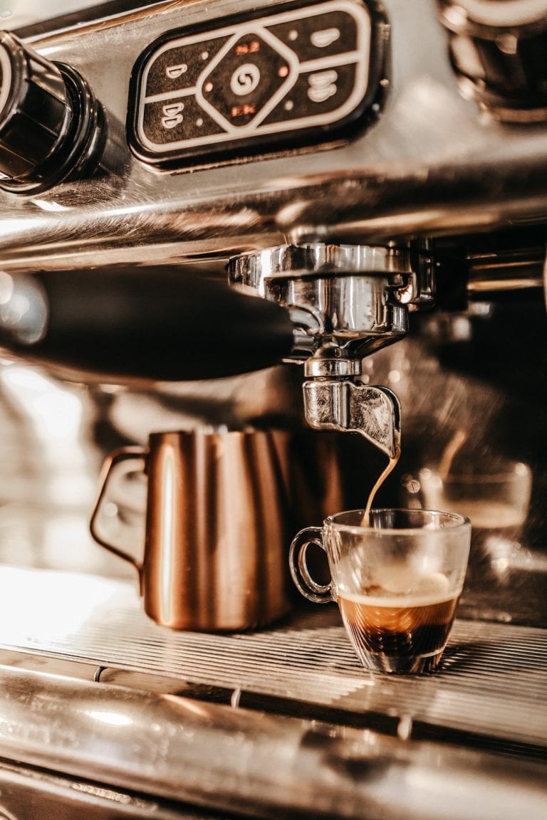 how to drink coffee like an italian_Photo by Jonathan Borba on Unsplash