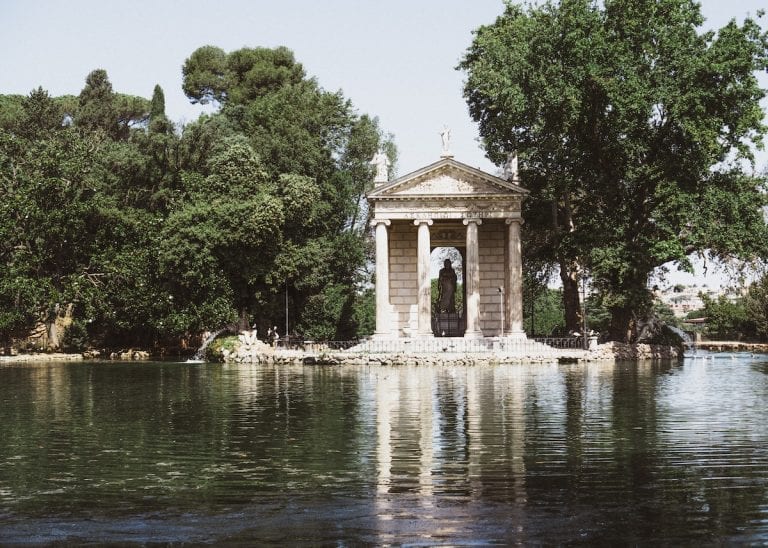 the beautiful tempo on the lake in villa borghese