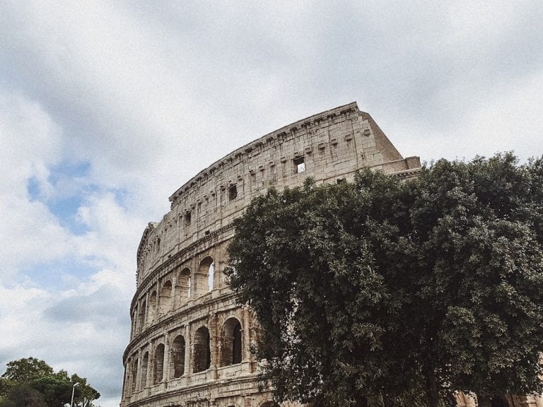 gustobeats a rome lifestyle blog about the colosseum secrets
