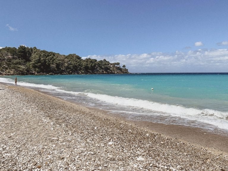spiaggare guidaloca has the amazing sea colors and it is the hidden beach near isola delle femmine