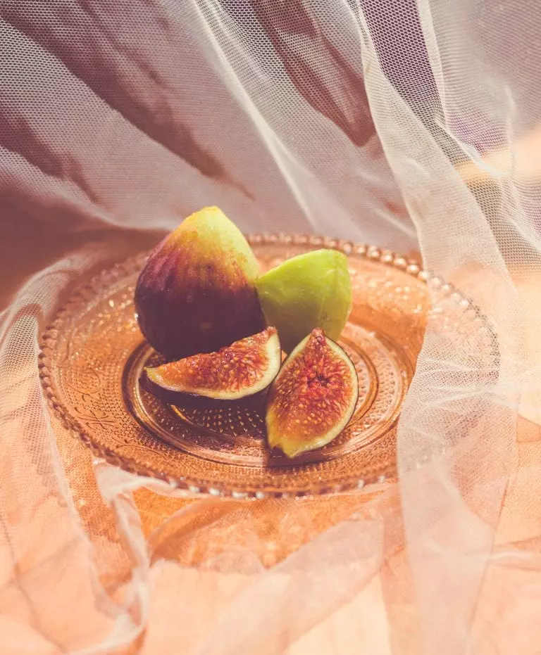 fresh figs as the one summer fruit perfect for an italian themed dinner party at home as it is so sweet and delicious and perfect to be paired with cheese and nuts