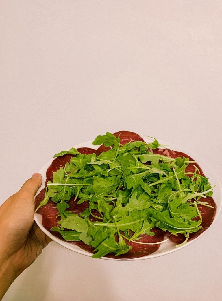 Bresaola with Rucola as a common apertizer dish in many Rome restaurants but super easy to do even from home