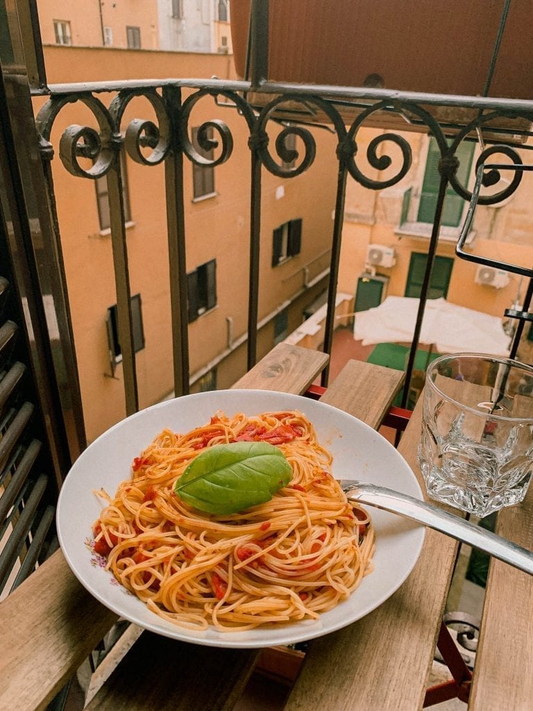 spaghetti with tomato sauce and fresh basil as the best summer pasta dish as well as a light weighted pasta option for many